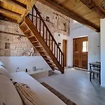 Appartement To Pefko - Mezzanines -