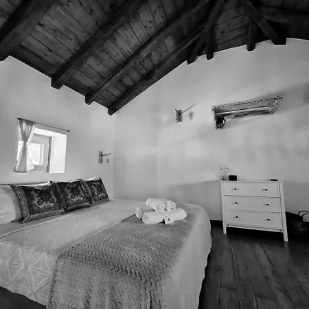 Apartment To Pefko - Mezzanines -