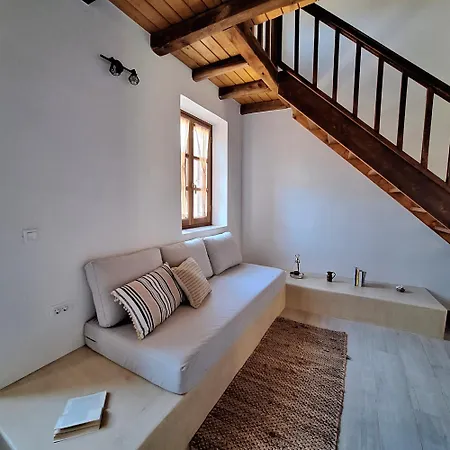 To Pefko - Mezzanines - Apartment