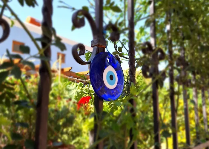 To Pefko - Mezzanines - ماغيستي