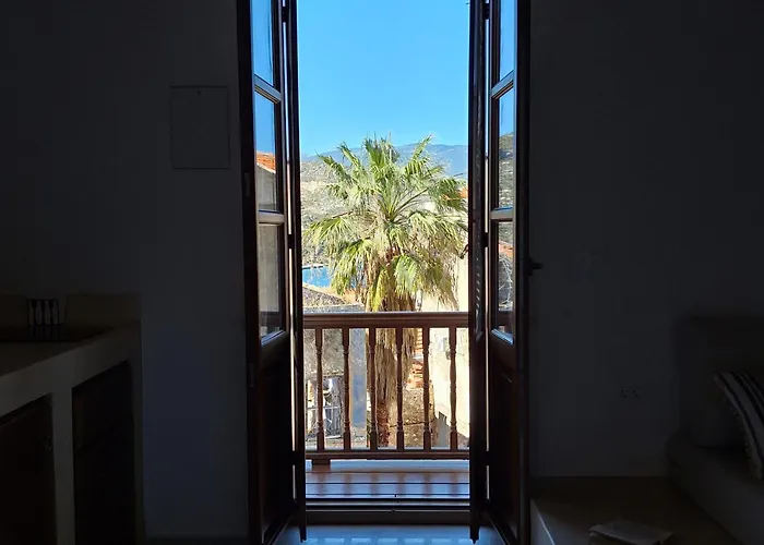 Apartman To Pefko - Mezzanines -