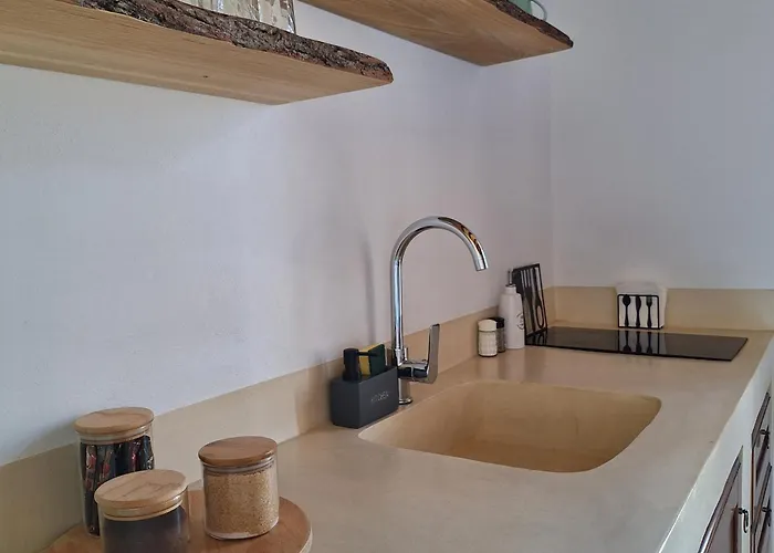 To Pefko - Mezzanines - ماغيستي