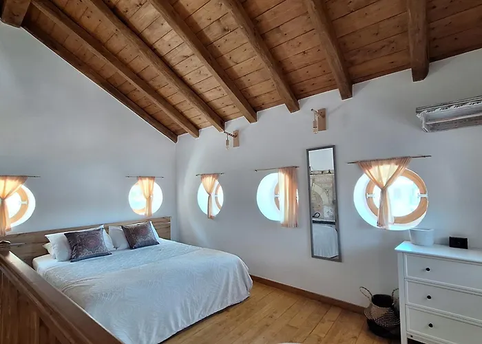 To Pefko - Mezzanines - * ماغيستي