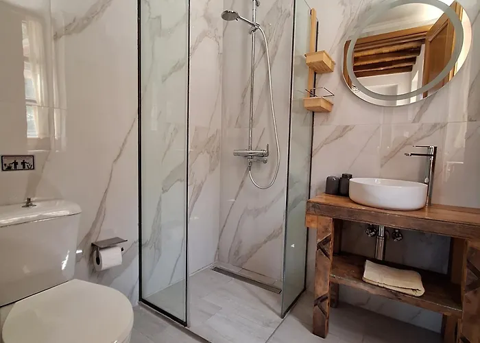 Apartman To Pefko - Mezzanines -