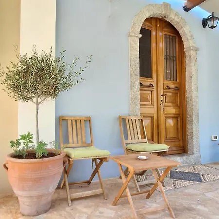 Apartment To Pefko - Mezzanines - *