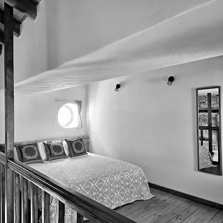 Apartment To Pefko - Mezzanines - Meyísti