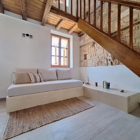 To Pefko - Mezzanines - *