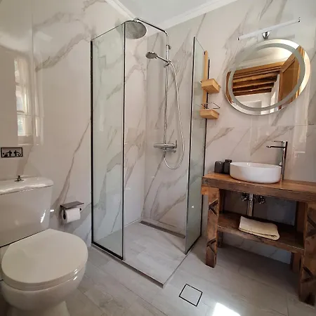 Apartment To Pefko - Mezzanines -